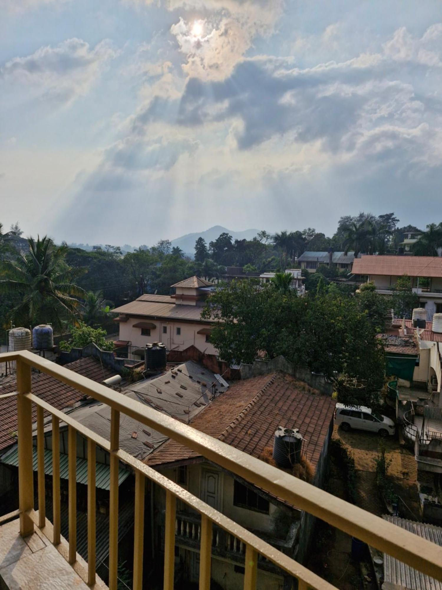Ilif 2801 Dream Holidays Lonavla Exterior foto