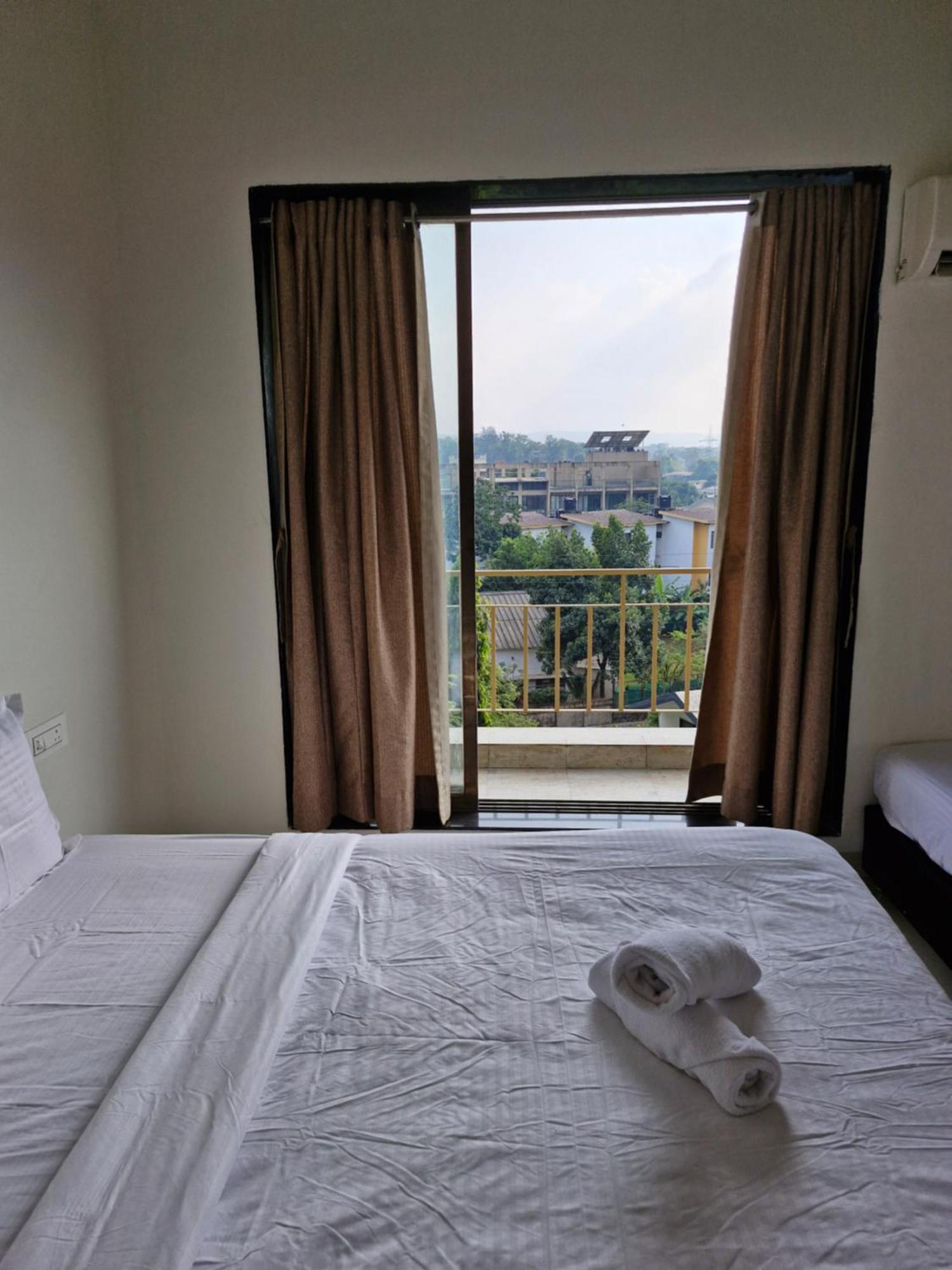 Ilif 2801 Dream Holidays Lonavla Exterior foto